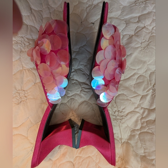 Amanda Smith Pink Women's Shoes - Picture 2 of 5